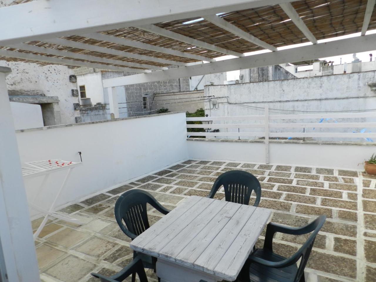 Casa Corte Con Terrazza Taviano  Exteriör bild